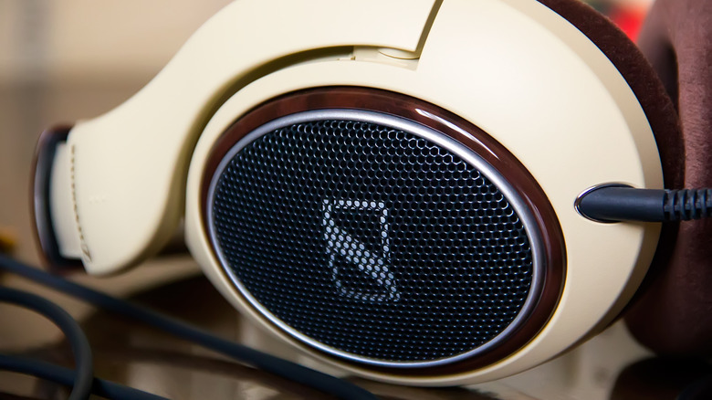 Macro shot of Sennheiser headphone hinge and casing showing a high-impact polymer finish.