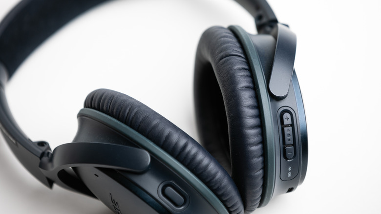 The classic Bose QuietComfort 35 headphones showing the signature swivel earcup design.