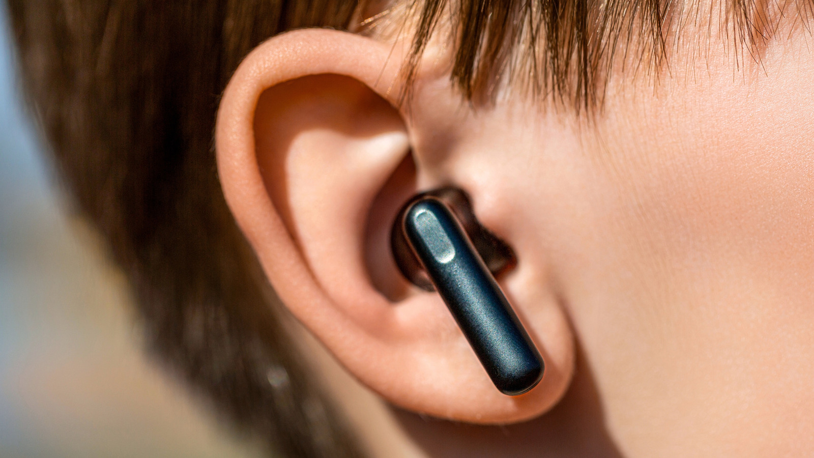 Wireless Earbud Lifespan: How to Make Your Buds Last
