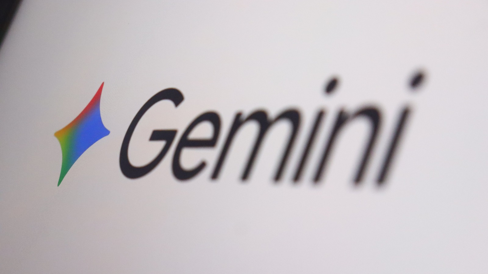 4 Essential Google Gemini Smartwatch Features
