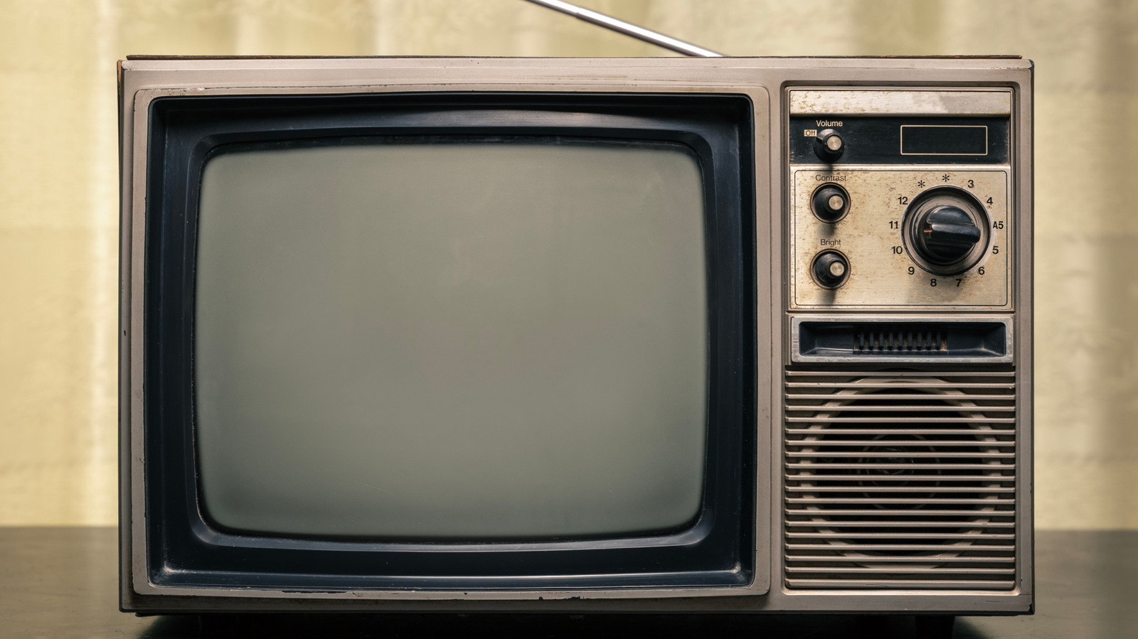 10 Best HDTV Antennas for Cord-Cutters: 2026 Reviews
