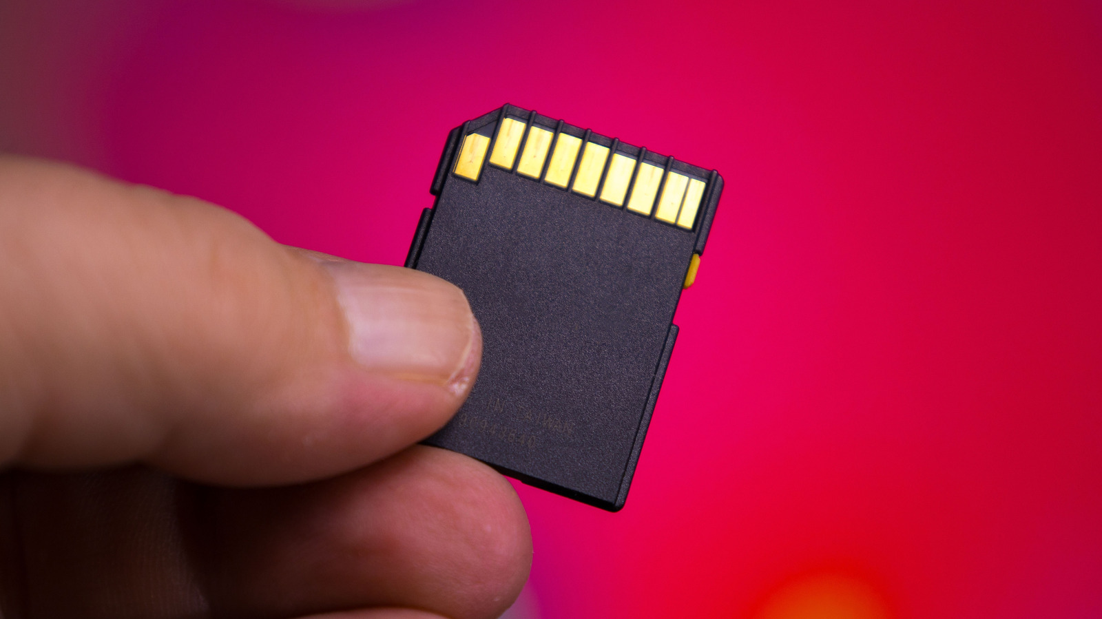 Best Camera Memory Cards: A Guide to Reliable Brands
