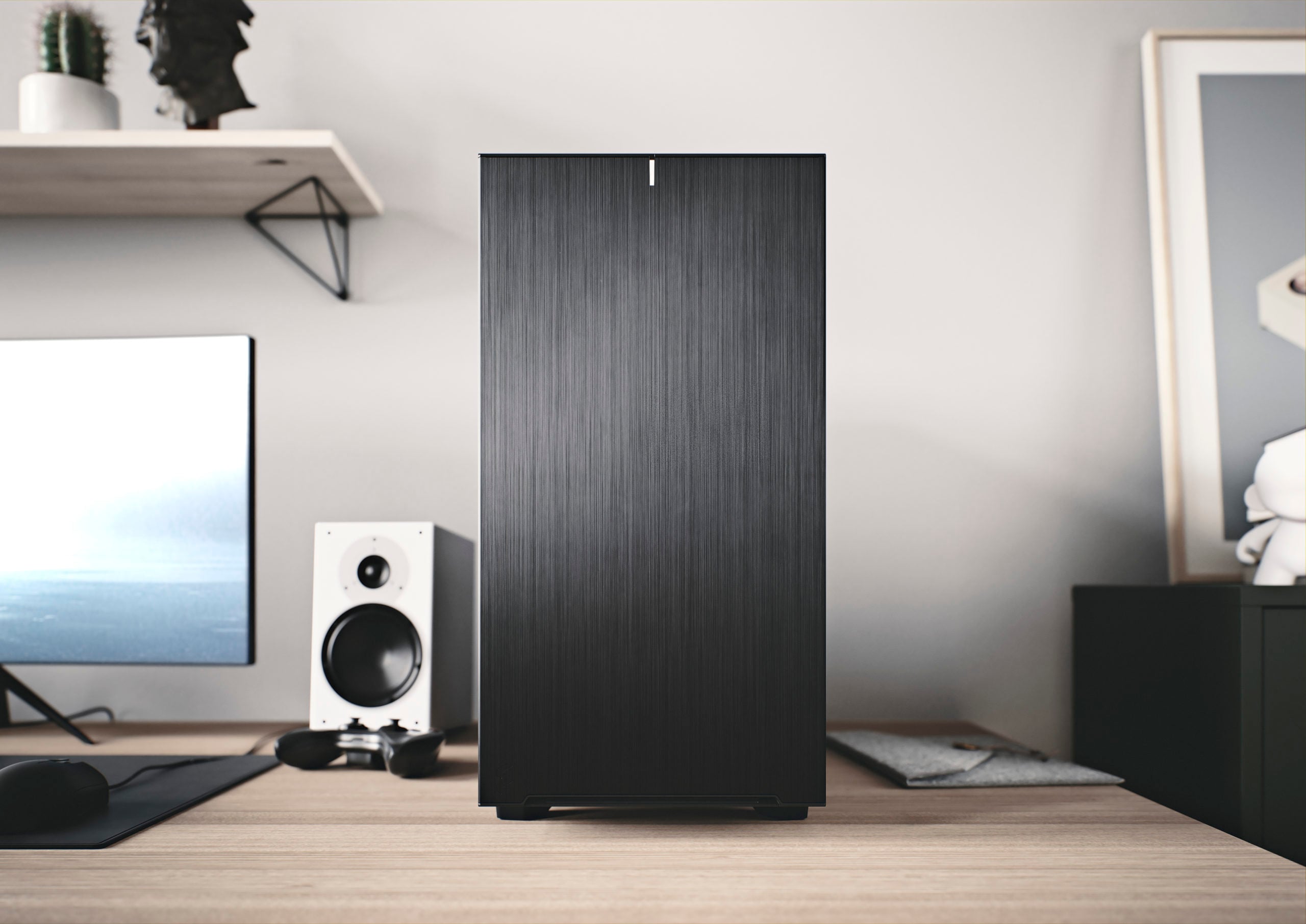 Fractal Design Define 7 Black Solid case family media